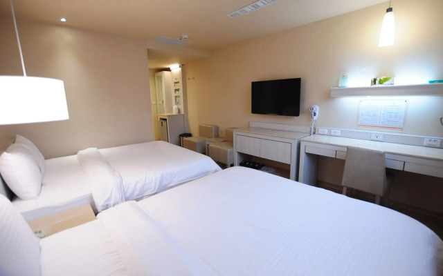 Kindness Hotel Houyi Jiuru