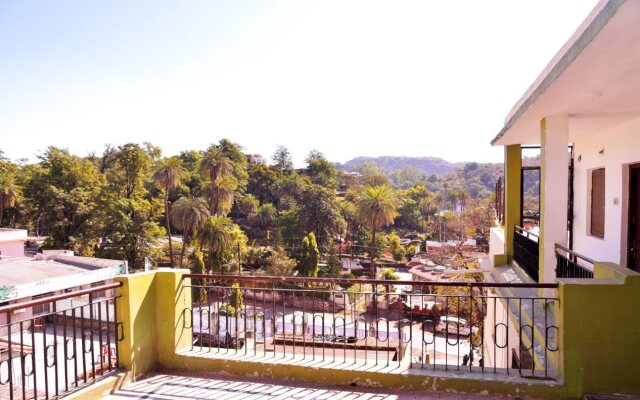 Hotel Mamta Palace, 500 meters from nakki lake