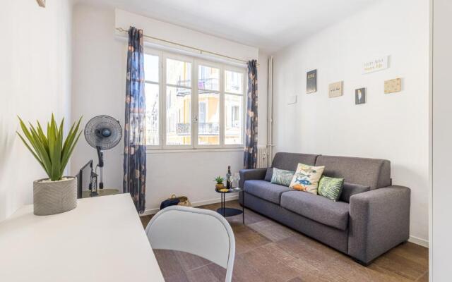 Feel Home - France 93