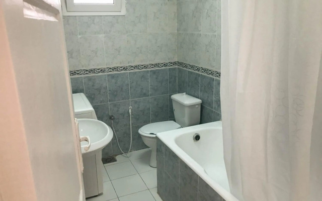 Cosy apartment @ La marsa Corniche-Beach