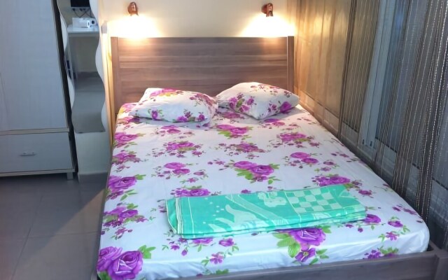 Beach-town apartments