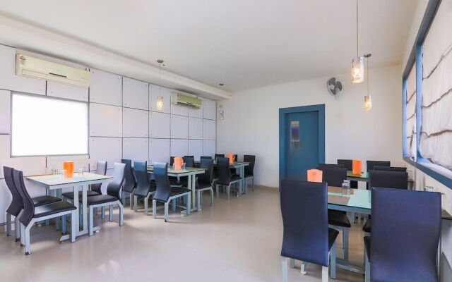 Oyo 42638 Hotel Planet Grande