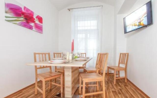 Modern Apartment Senovazne namesti 11