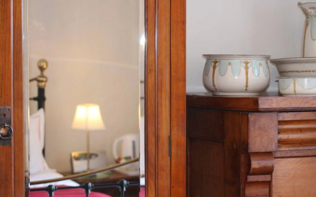 Ashbury Bed and Breakfast