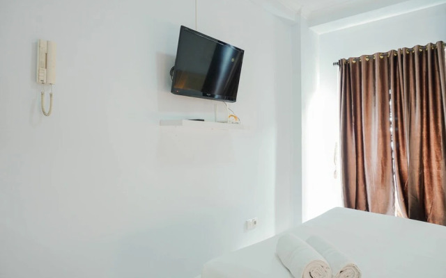 Simply Strategic and Homey Studio Signature Park Tebet Apartment