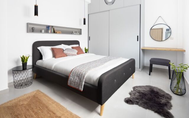 Andos Cozy & Luxury Upgraded Apartments