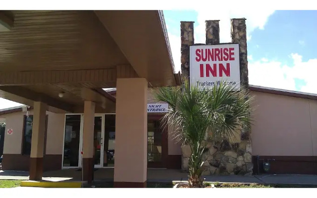 Sunrise Inn