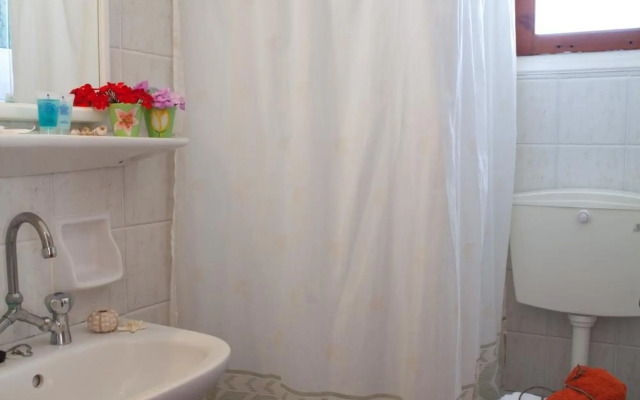 Cyclades Hotel & Studios