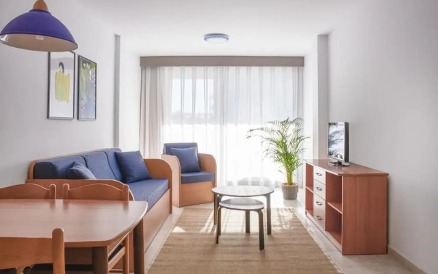 Apartamento climatizado cerca del mar