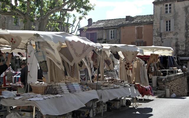 Cyprès du Paradis à Gordes