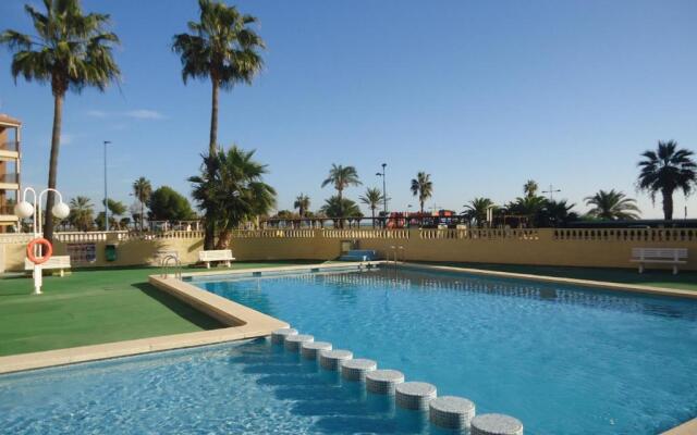 Apartamentos Alboran 4/6 Lek