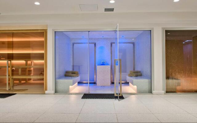 HOLM Boutique &Spa - IK Collection