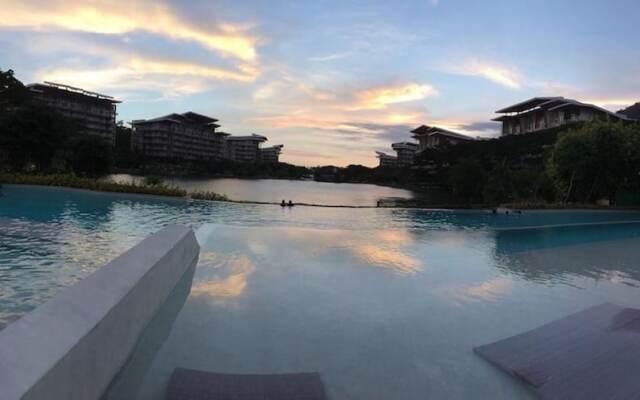 Hamilo Coast Pico Condotel