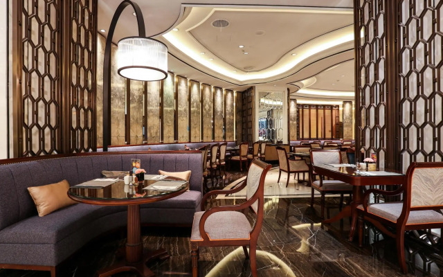 Sky Fortune Boutique Hotel