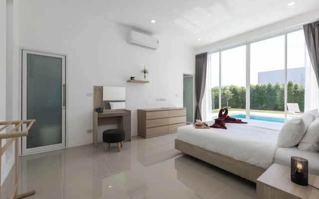 Modern 4 Bedroom Pool Villa PMK-A2