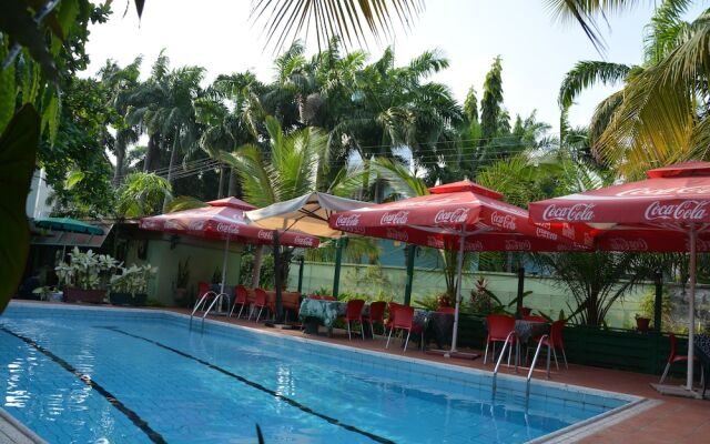 Manuela Residente Resort