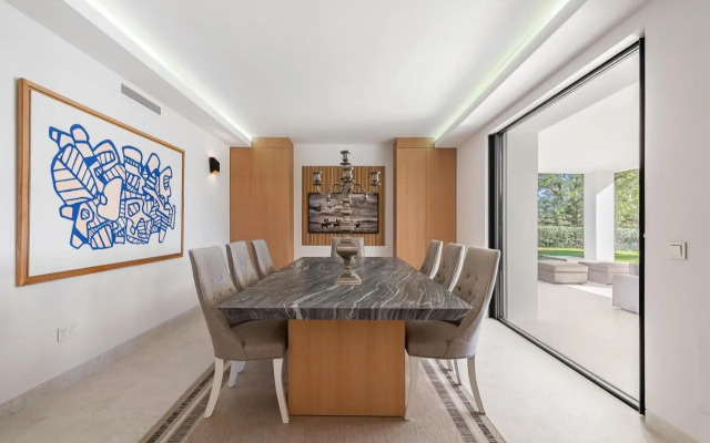 Holiday villa for rent in Marbella