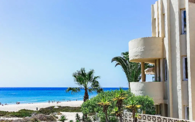 R2 Maryvent Beach Apartaments