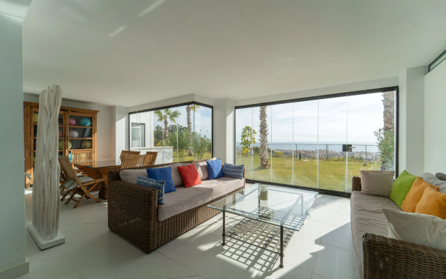 Estepona Holiday Hills