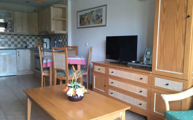 Belvilla by OYO Apartamento Benal Beach
