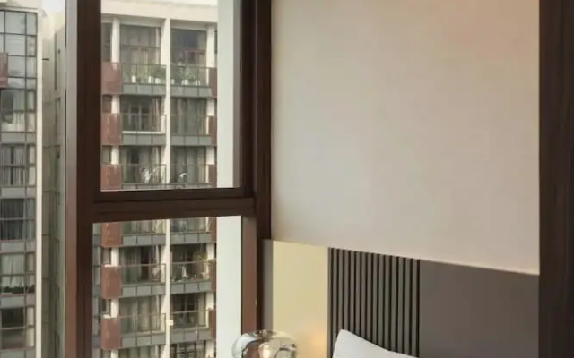 Metropole Residences Luxury Suite