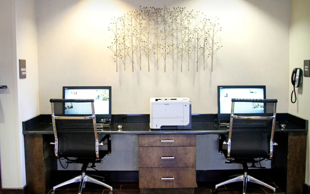 Hampton Inn Tampa/Rocky Point-Airport