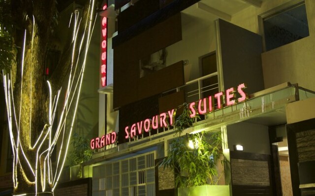 FabHotel Grand Savoury Suites