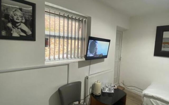 Westgate Apartments