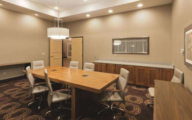 La Quinta Inn & Suites by Wyndham Butte