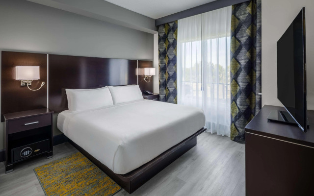 DoubleTree by Hilton Sarasota Bradenton Airport