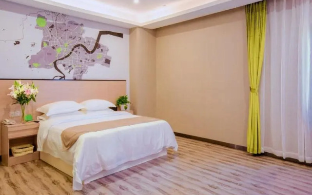 Vatica Hangzhou Xiasha Media College Hotel