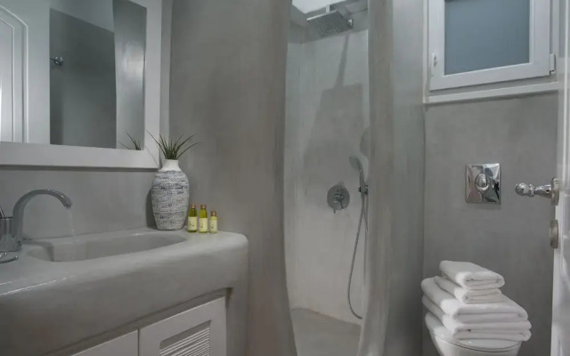 Perla Suites - Delmar Collection