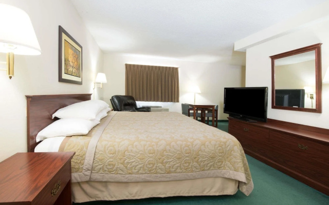 Super 8 Motel Richmond Slumber Lane