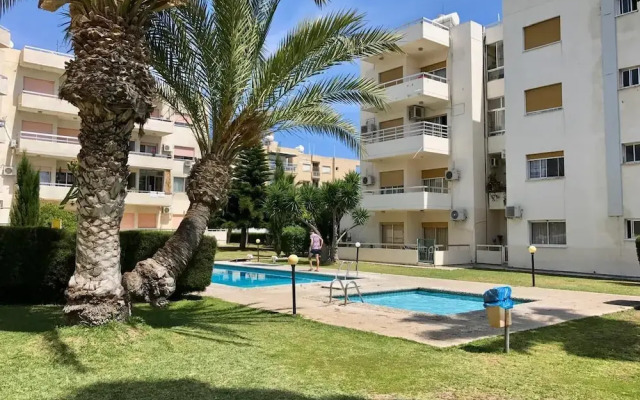 Christine Complex- Close to the Beach, Shared Pool