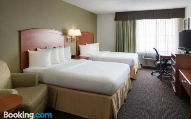 Ramada Inn & Suites Denver International Airport