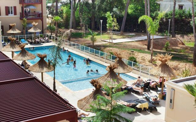 Beautiful apartment with balcony or terrace, near the beach