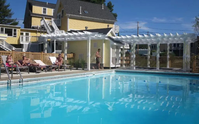 The Admiral's Inn Resort