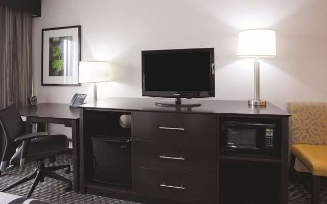 La Quinta Inn & Suites by Wyndham Minneapolis Bloomington W