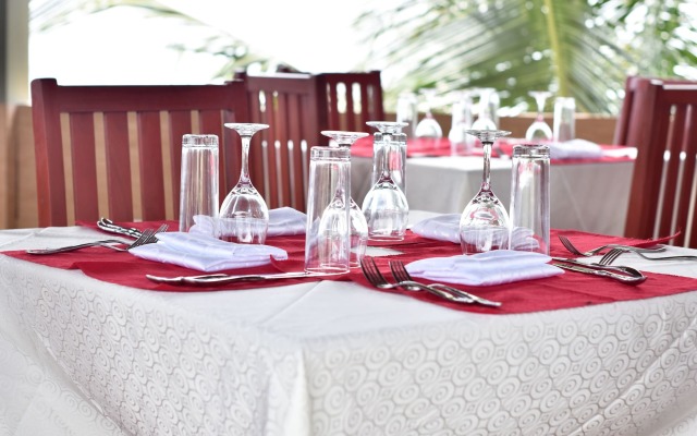 Sea Crest Hotel