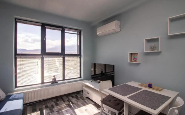 Mountain View Apartment 1 + Parking