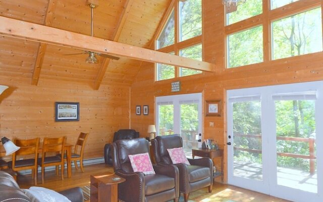Rosies Creekside Retreat - 3 BR Escape!