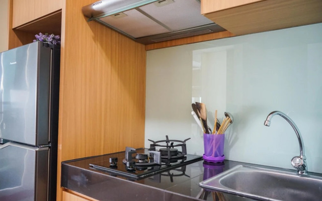 Cozy and Lovely Studio Apartment at B Residence