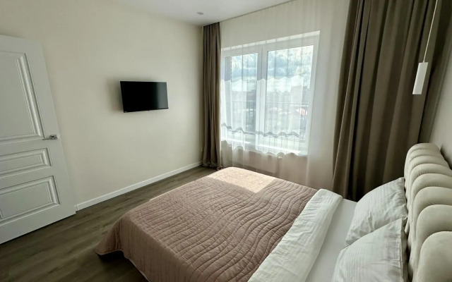 Cozy apartment on Nikolay Masharov street 4