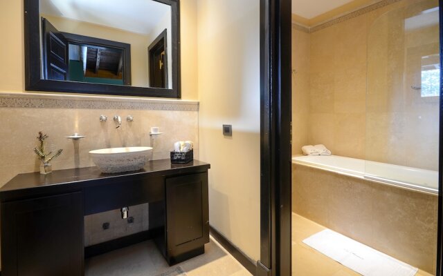 Incredible Villa in Arelauquen Golf LM10