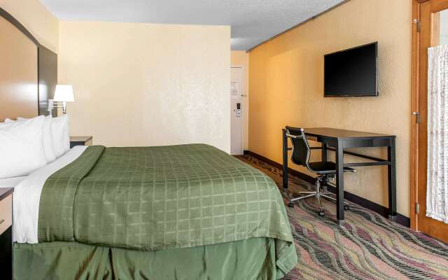 Quality Inn Conference Center Logansport