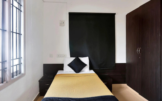 OYO 5328 Elite Residency