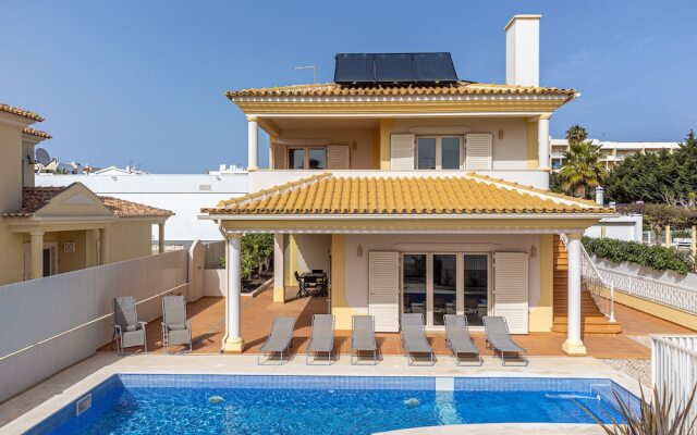 Villa Ribeiro by HelloVacations