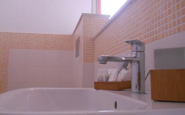 Bed and Breakfast "CIELO & MARE" Pozzallo (RG)  (CIR 19088008C101573)