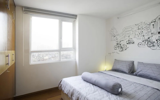 Le Soleil Central River View 3BR Apartment
