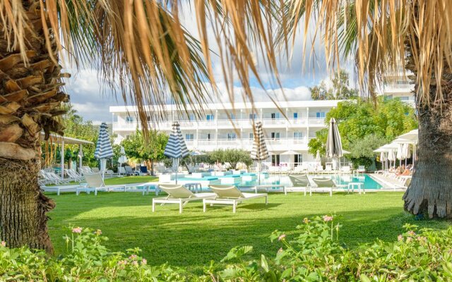 Marathon Beach Resort
